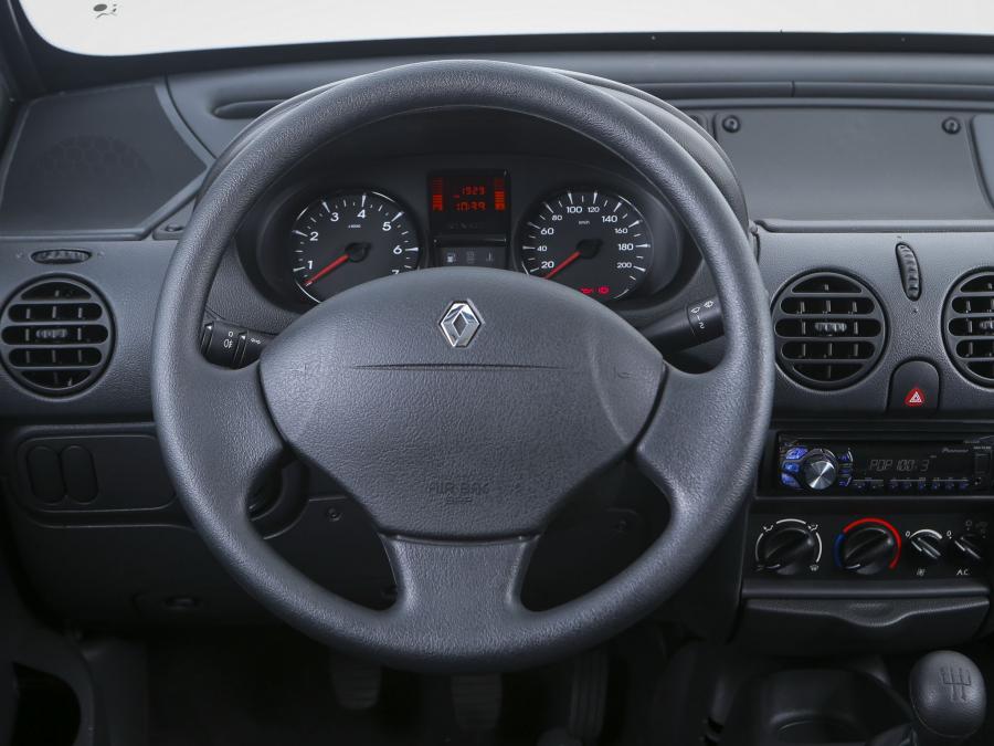 Панель приборов Renault Kangoo Express 2014 года  (фото 9 из 21)